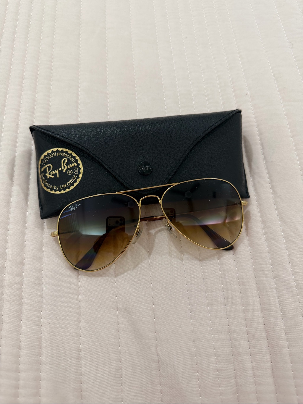 Ray-Ban Gold Frame Aviator Sunglasses With Brown Gradient Lenses